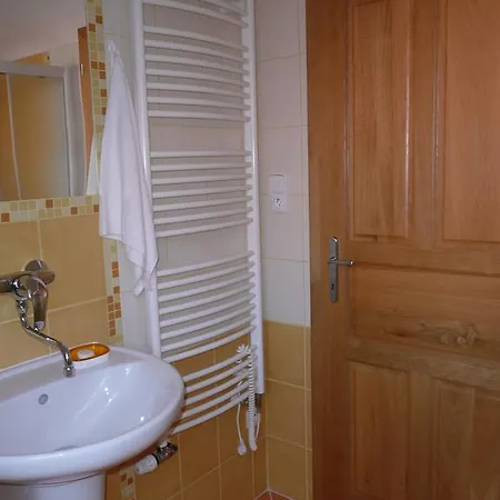 Apartment U Pramene Virskeho Vanku